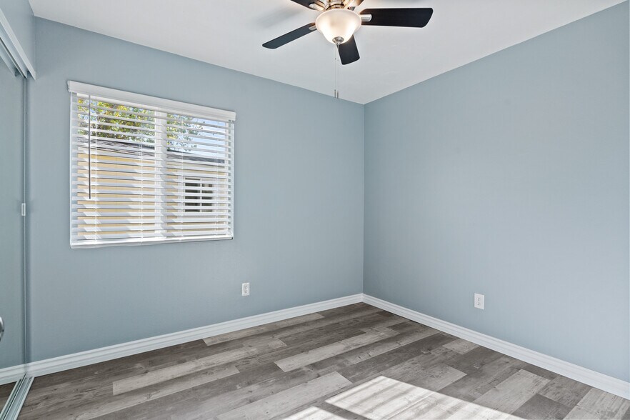 Building Photo - 8724 Summercrest Ln