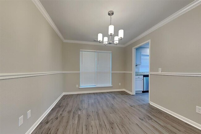 Building Photo - 5061 Stewart Dr