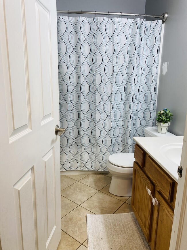 Building Photo - 2745 Borkshire Ln