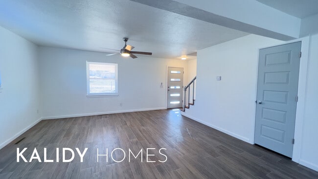 Building Photo - 4605 Sunset Terrace