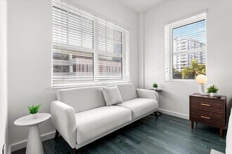 Building Photo - 1701 Alton Rd