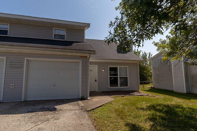 Building Photo - 7300 N Moberly Dr