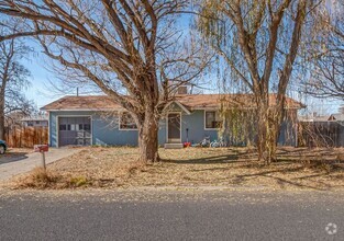 Building Photo - Charming 3-Bedroom Home in a Peaceful Neig...