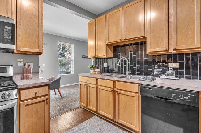 Building Photo - 4048 Boulder Ct