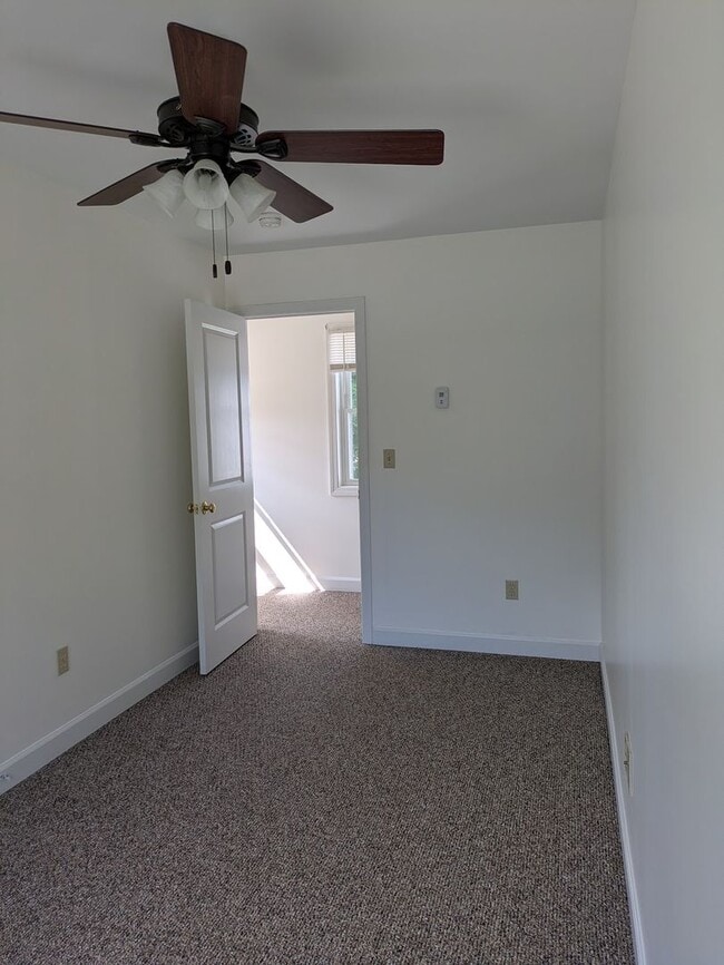 Building Photo - 55 Boys Ave