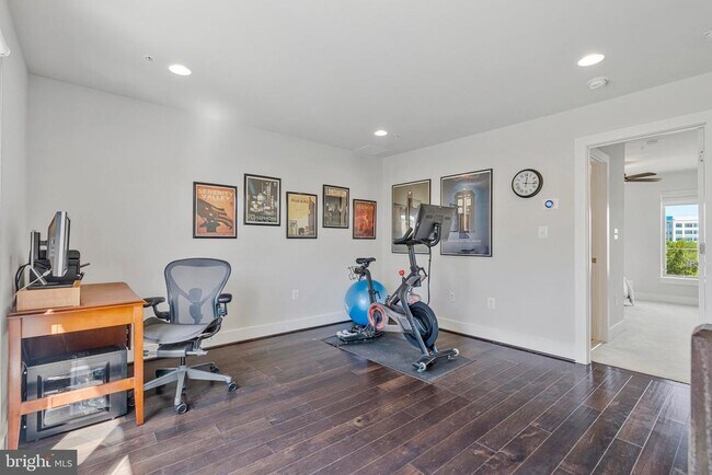 Building Photo - 4810 Garden View Ln