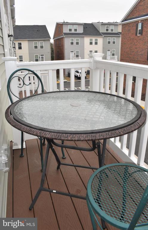 Building Photo - 4711 Crest View Dr