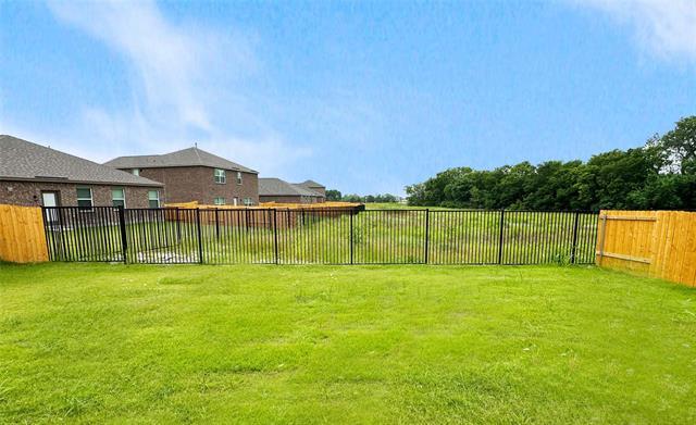 Building Photo - 713 Emerson Dr