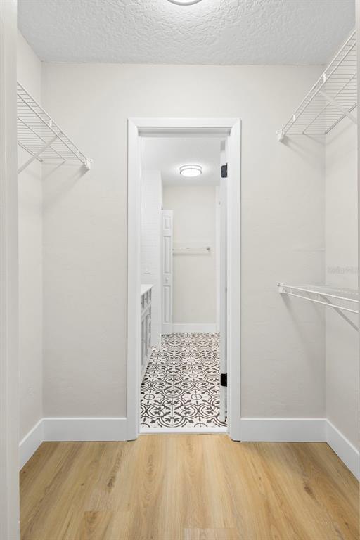 Building Photo - 805 N Clake Ave