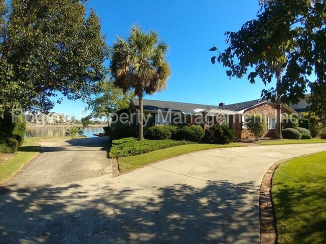 Building Photo - 1909 Marina Rd