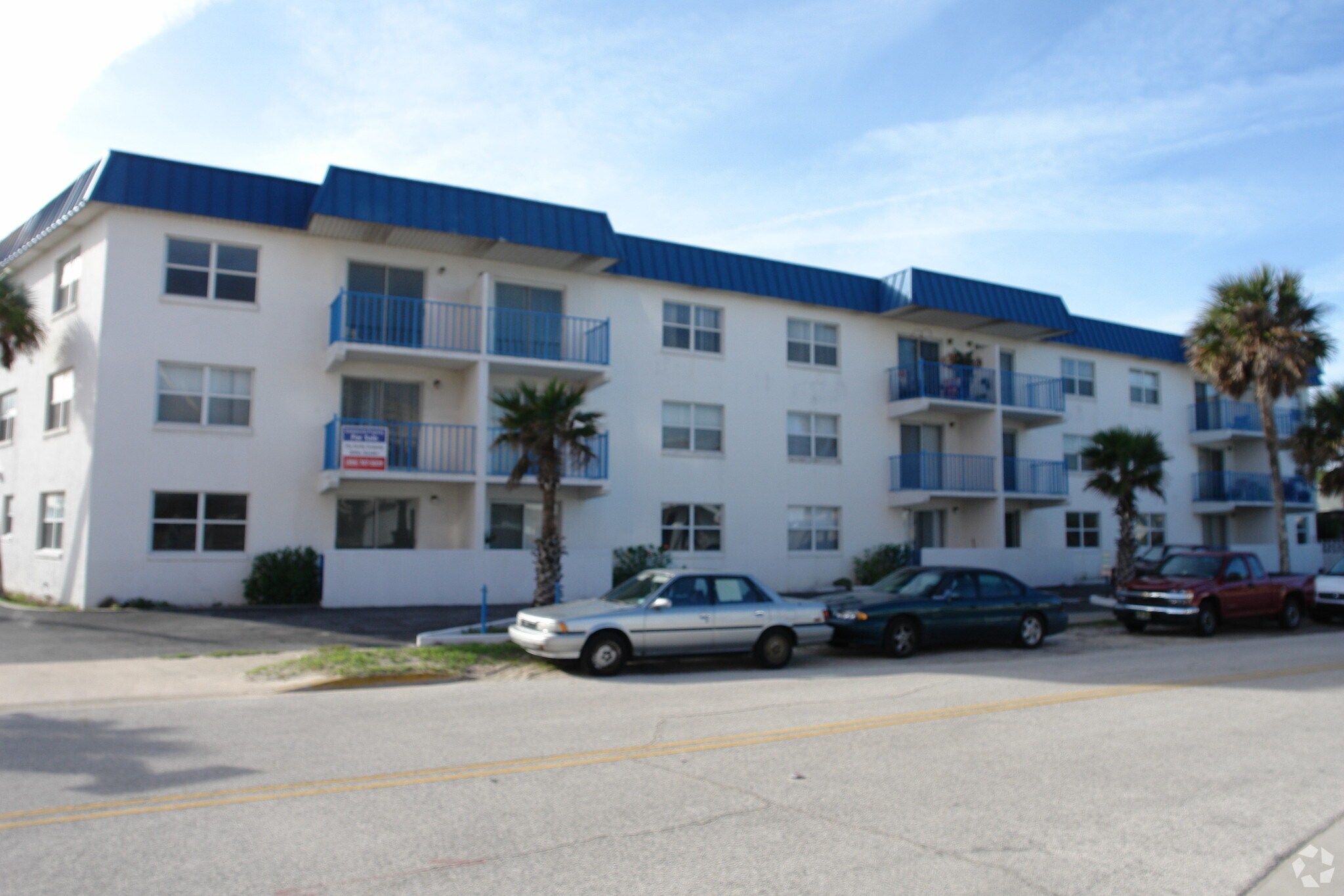 Building Photo - Daytona Ocean View Apartments LLC