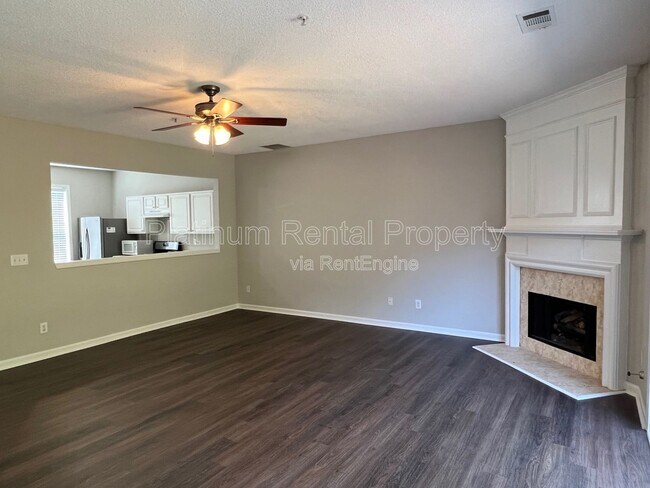 Building Photo - 1030 Kilmington Ct