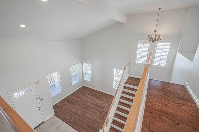 Building Photo - Spacious 4-Bedroom Pool Home in Saugus wit...