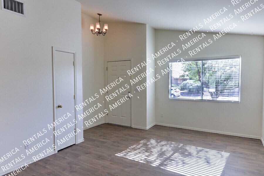 Building Photo - 10984 N Double Eagle Ct