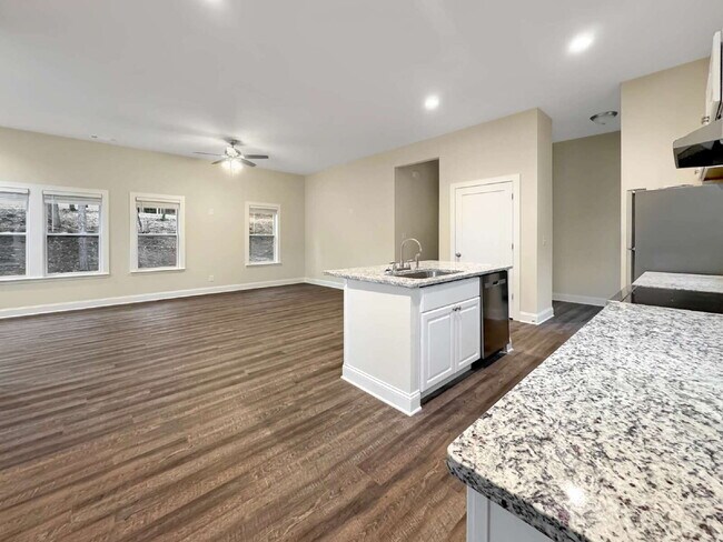 Building Photo - Roomy and Modern New Construction Home Available Now!