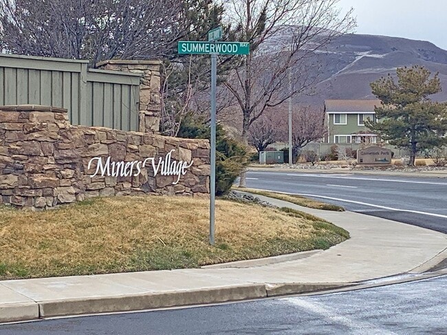 Primary Photo - 3 Bed 2 Bath 55+ community of Miners Villa...