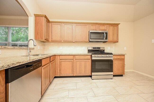 Building Photo - 18518 Shadow Line Ct