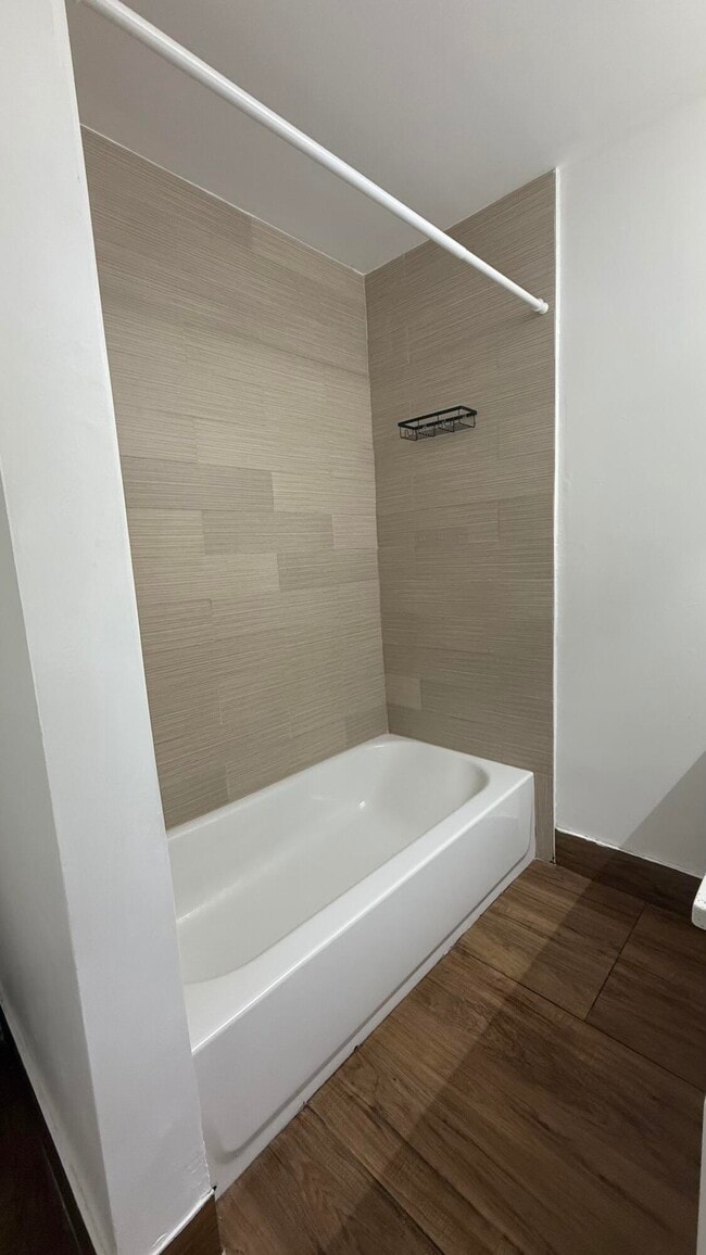 Building Photo - 4805 Arjaro Dr