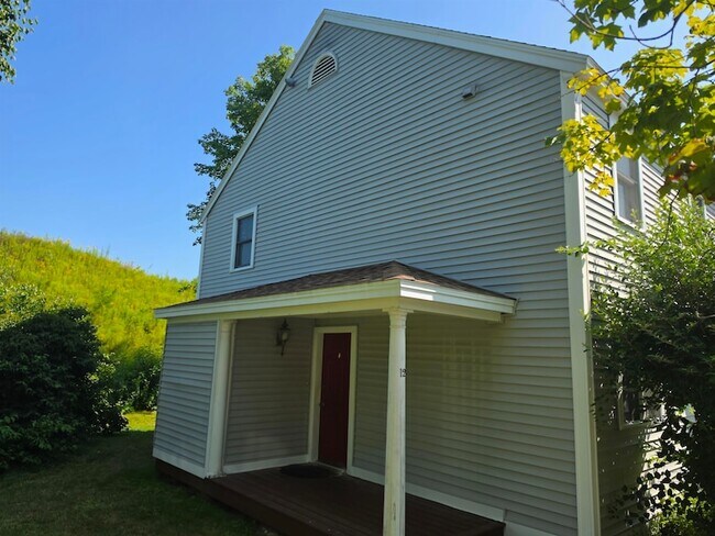 Building Photo - 251 W Knox Marsh Rd