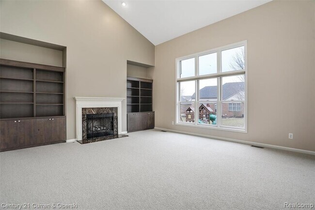 Building Photo - 41656 Steinbeck Glen