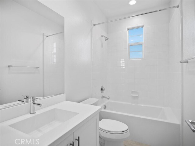 Building Photo - 117 Menkar