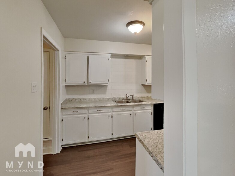 Building Photo - 11362 Quail Run St