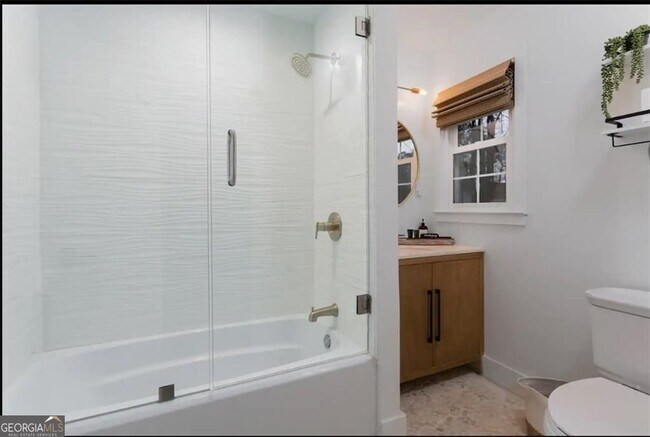 Building Photo - 42 Wooding Pl