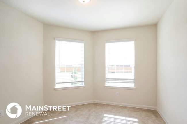 Building Photo - 9506 Olive Stone Dr
