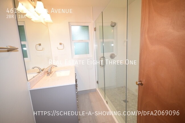 Building Photo - 4610 Portola Dr
