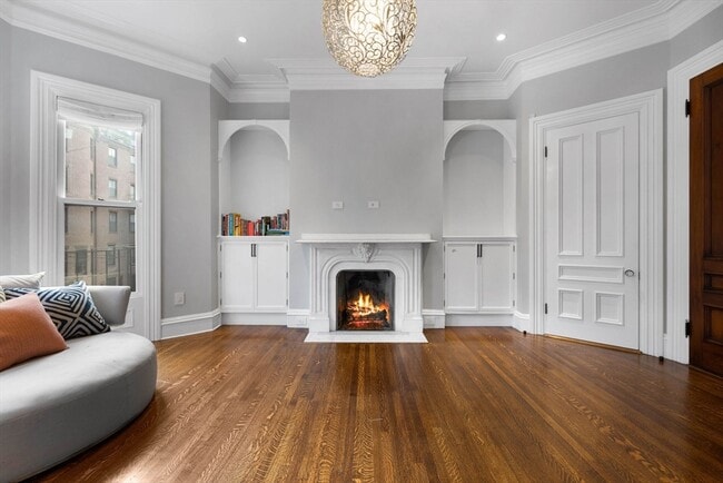 Building Photo - 321 Beacon St