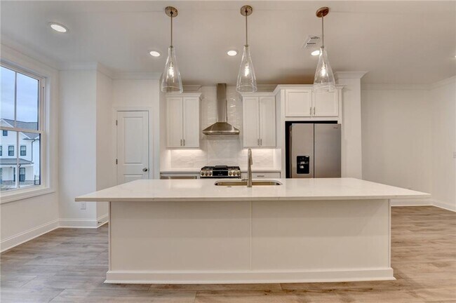 Building Photo - 5428 Howington Ct