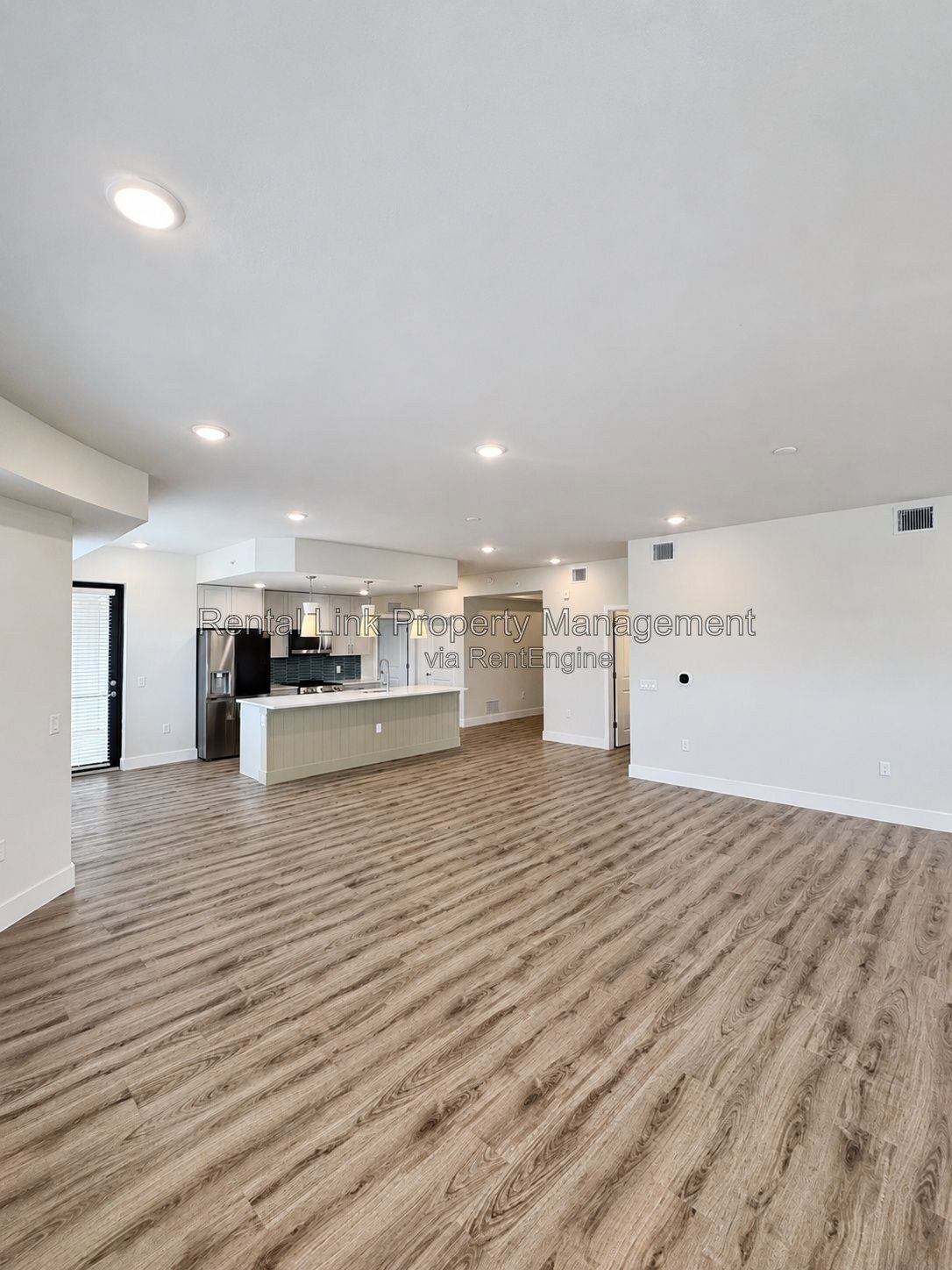 Building Photo - 414 Cape Coral Pkwy E