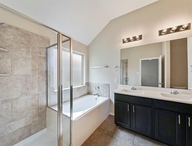 Building Photo - 20751 Winghaven Dr