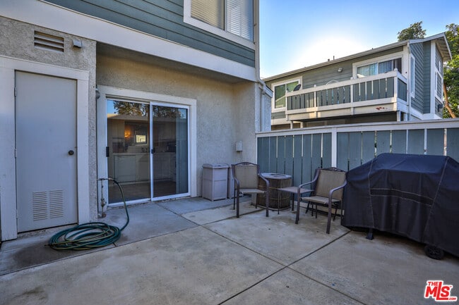 Building Photo - 926 W Philadelphia St