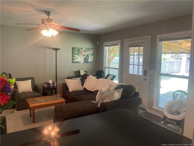 Building Photo - 369 Bahama Loop