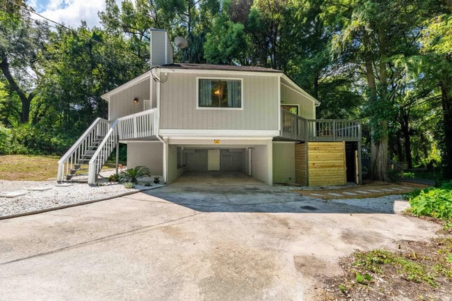 Building Photo - 5130 River Bluff Ln