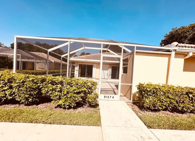 Building Photo - 9157 Sun Terrace Cir