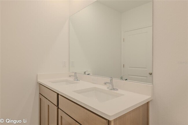 Building Photo - 32463 Weathered Oak Dr