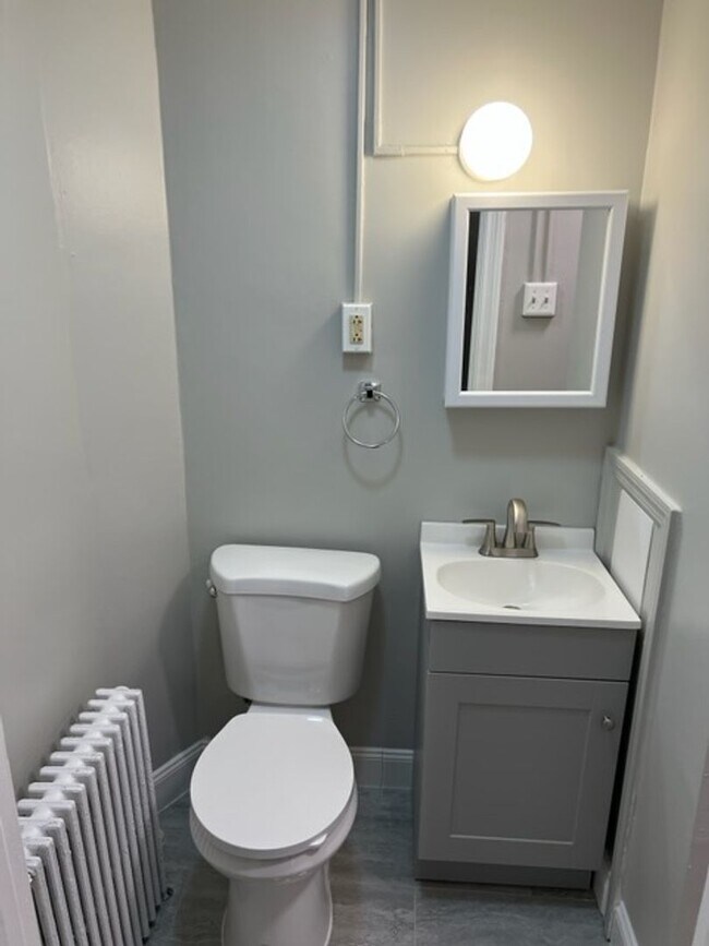 Building Photo - 6406 Pearl St