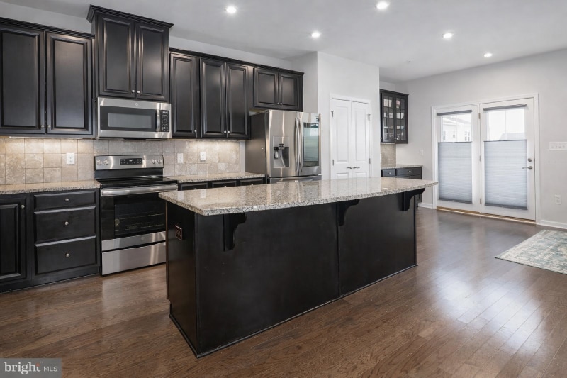 Building Photo - 410 Blue Welsh St