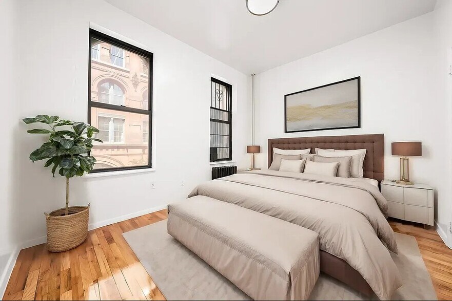 Building Photo - 284 Mulberry St