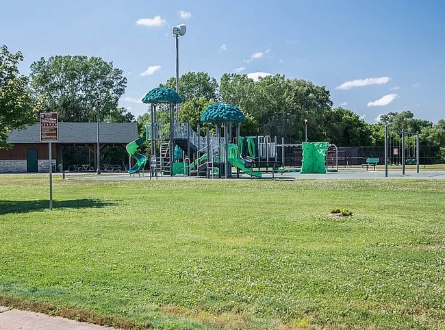 Building Photo - 2552 Pebble Valley Rd