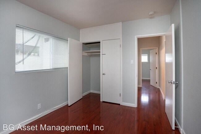 Building Photo - 1525 Alcatraz Ave