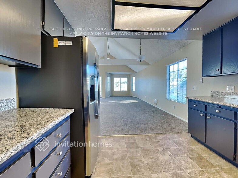 Building Photo - 2666 E Jefferson St