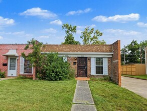 Building Photo - 8922 Kempwood Dr