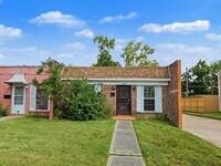 Building Photo - 8922 Kempwood Dr