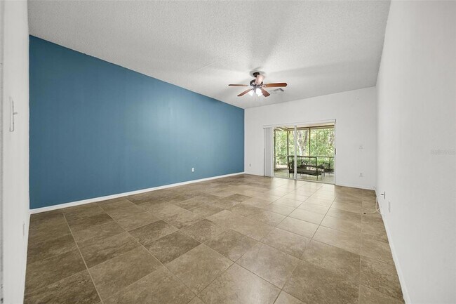 Building Photo - 18171 Paradise Point Dr