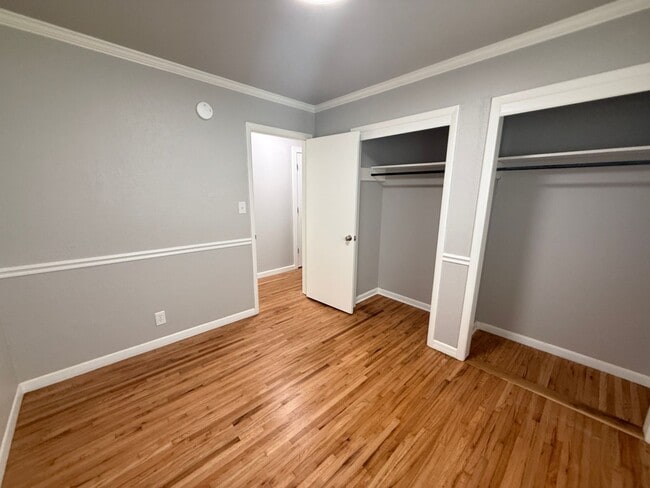 Building Photo - Broken Arrow Fully Remodeled Dream Home 3 Bedroom