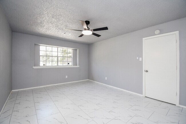 Building Photo - 23515 Briarcreek Blvd