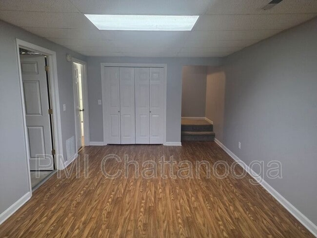 Building Photo - 3719 Crestview Pl